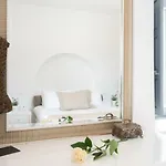 Aleria Santorini Villa Mesaria