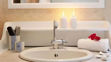 Aleria Santorini Villa *