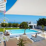 Aleria Santorini Вилла *