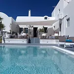 Aleria Santorini
