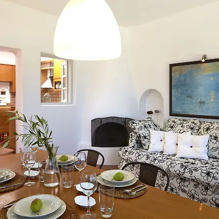 Aleria Santorini Villa *