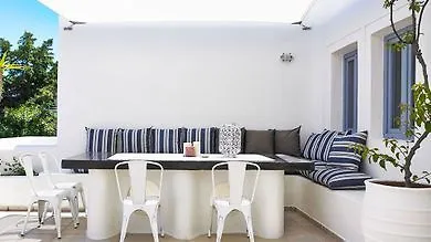 Aleria Santorini
