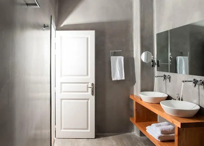 Aleria Santorini Meszariá