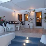 Willa Aleria Santorini Mesaria