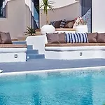Aleria Santorini Mesaria